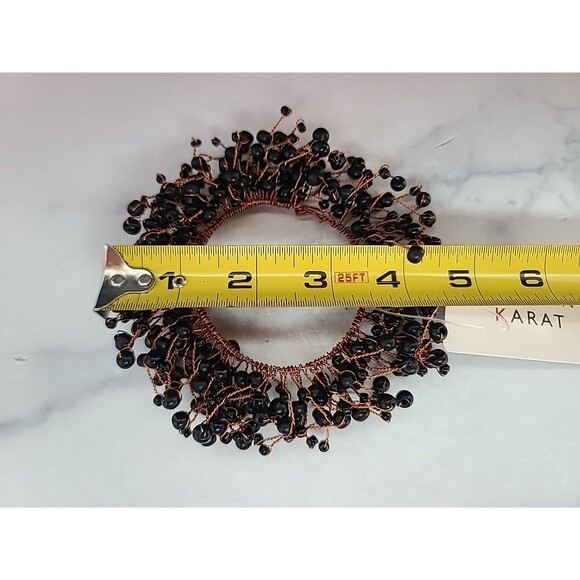 E18HTEEN KARAT Beaded Candle Ring Wreath Set - Picture 9 of 10